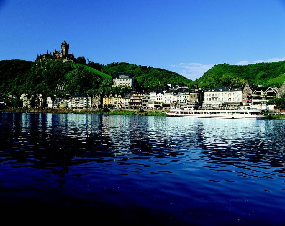 Moselstern Brixiade &triton Hotel