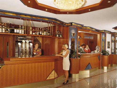 Moselstern Brixiade &triton Hotel