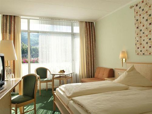 Moselstern Brixiade &triton Hotel 4*